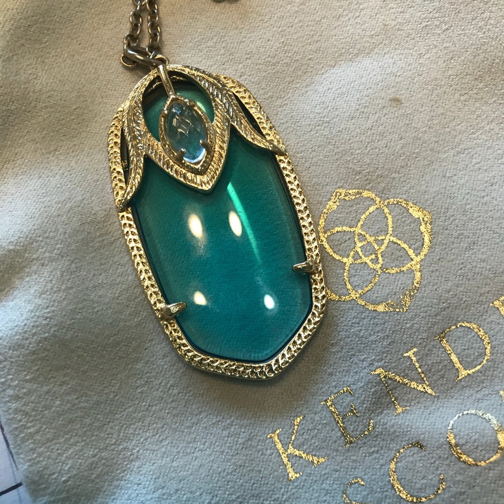 Kendra Scott Darby necklace London blue
